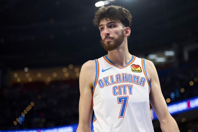 欧洲金靴实时榜单：莱万领跑 萨拉赫位列次席